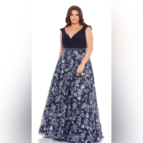 MAC DUGGAL 67764 NWT FABULOUSS PLUS SIZE LONG DRESS - Picture 1 of 6